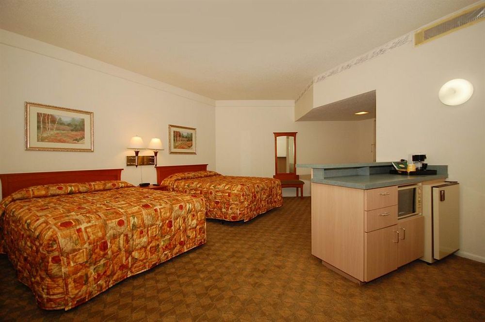 Windemere Hotel & Conference Center Mesa Bagian luar foto
